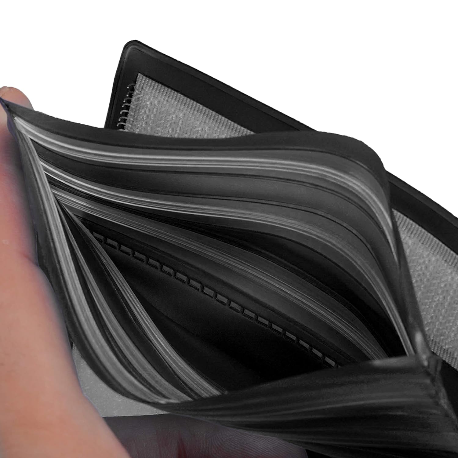 Waterproof Mobile Pouch – Universal Size, Silicone Material, Dust & Dirt Resistant for Outdoor Protection